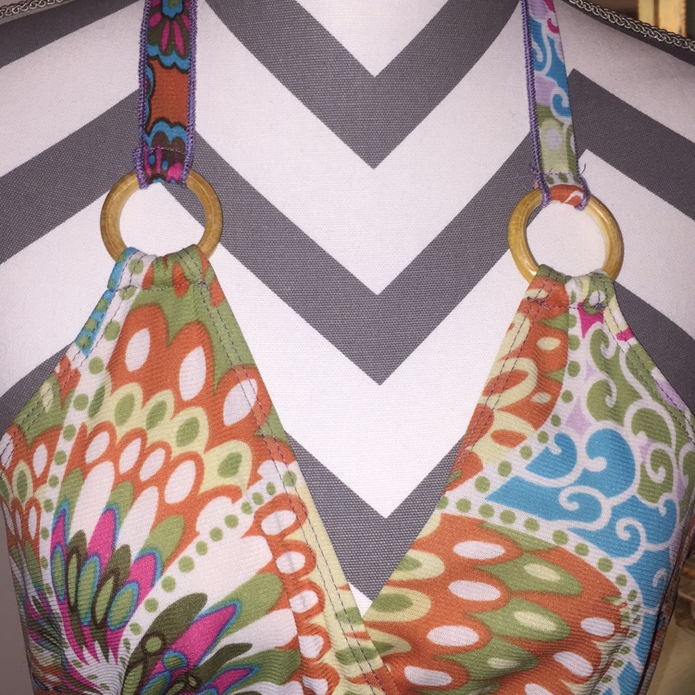 Multi-colored halter top! - Picture 3 of 8